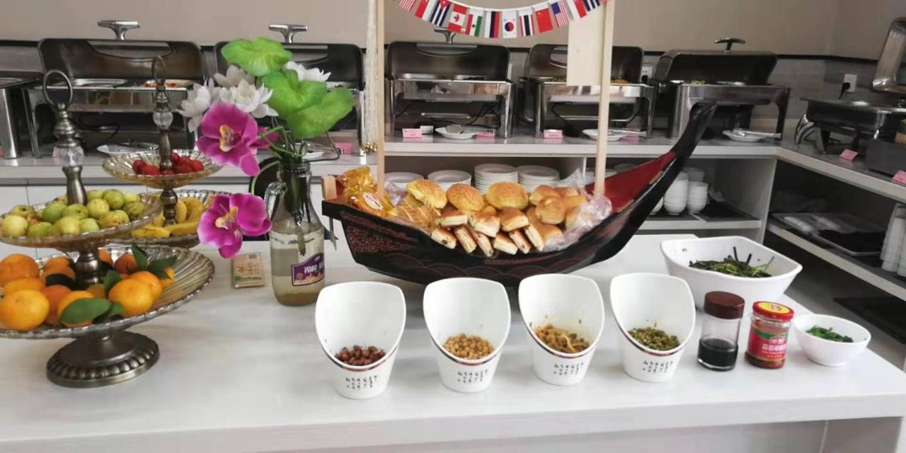 Foshan Jinlai Holiday Hotel Luaran gambar
